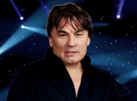 Александр Серов