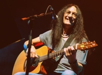 KEN HENSLEY & Live Fire