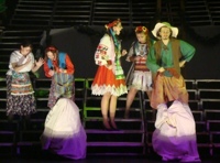 ВЕЧЕРА НА ХУТОРЕ БЛИЗ ...